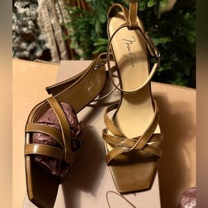 Ankle Wrap heeled sandal